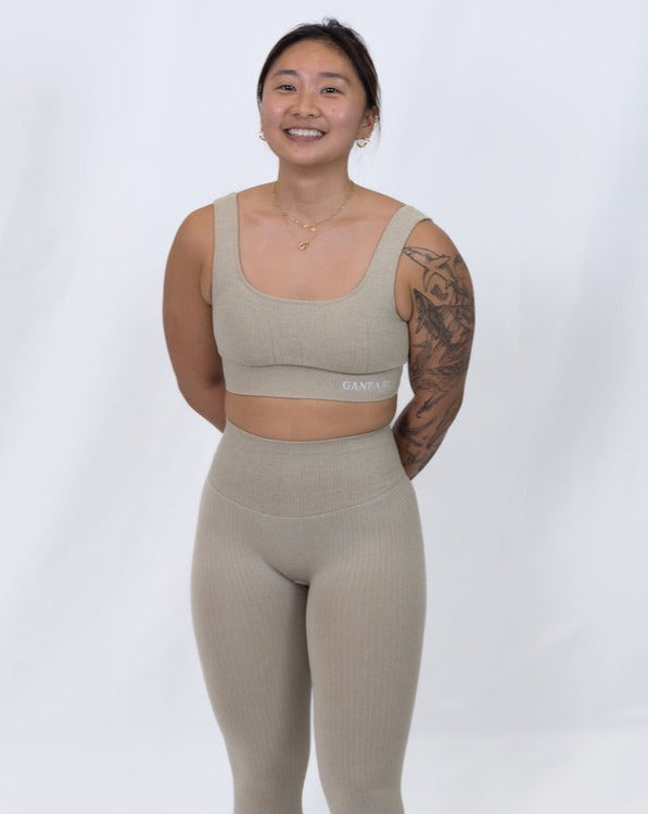 Seamfree Crop - Oat Latte