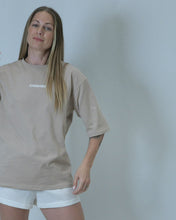 Load and play video in Gallery viewer, Nito Classic - Buena Brown
